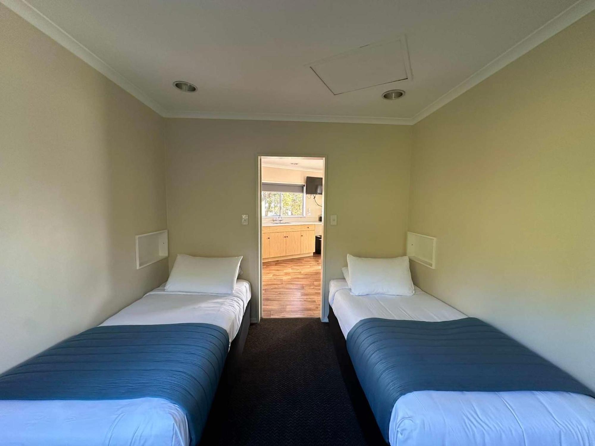 Pohara Beach TOP 10 Holiday Park Bagian luar foto